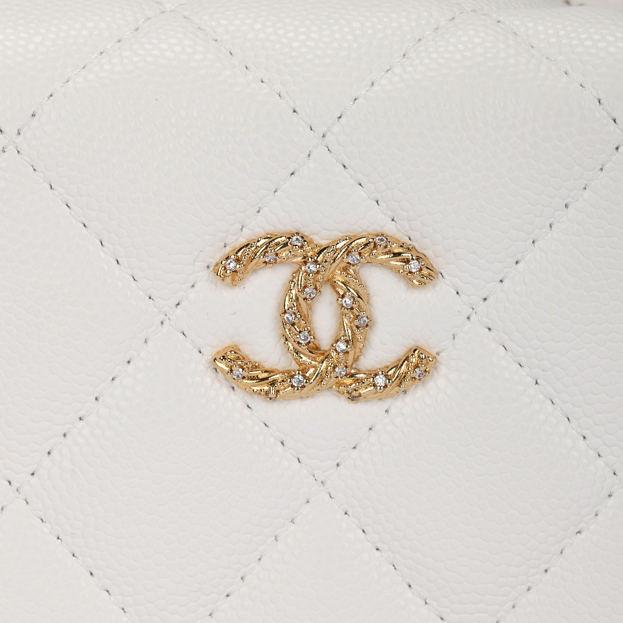 Женская сумка Chanel HOBO 26P (белая) — фото 5