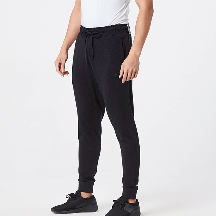 Мужские штаны Nike Sportswear Dual (черные) — фото 5