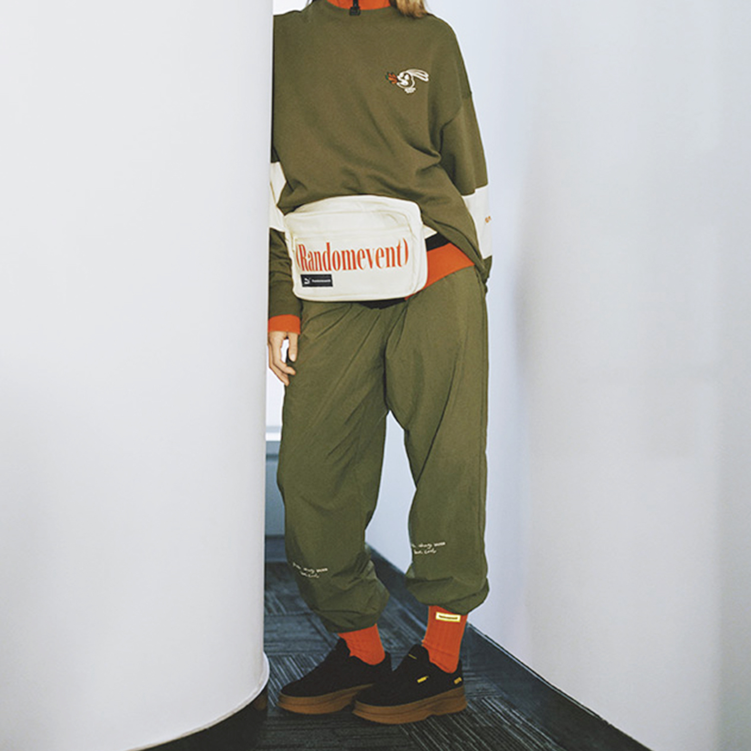Мужские штаны PUMA x Randomevent Woven Pants (оливковые) — фото 3