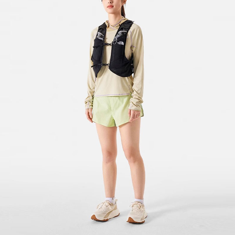 THE NORTH FACE Running Shorts Women’s Light Grass Green