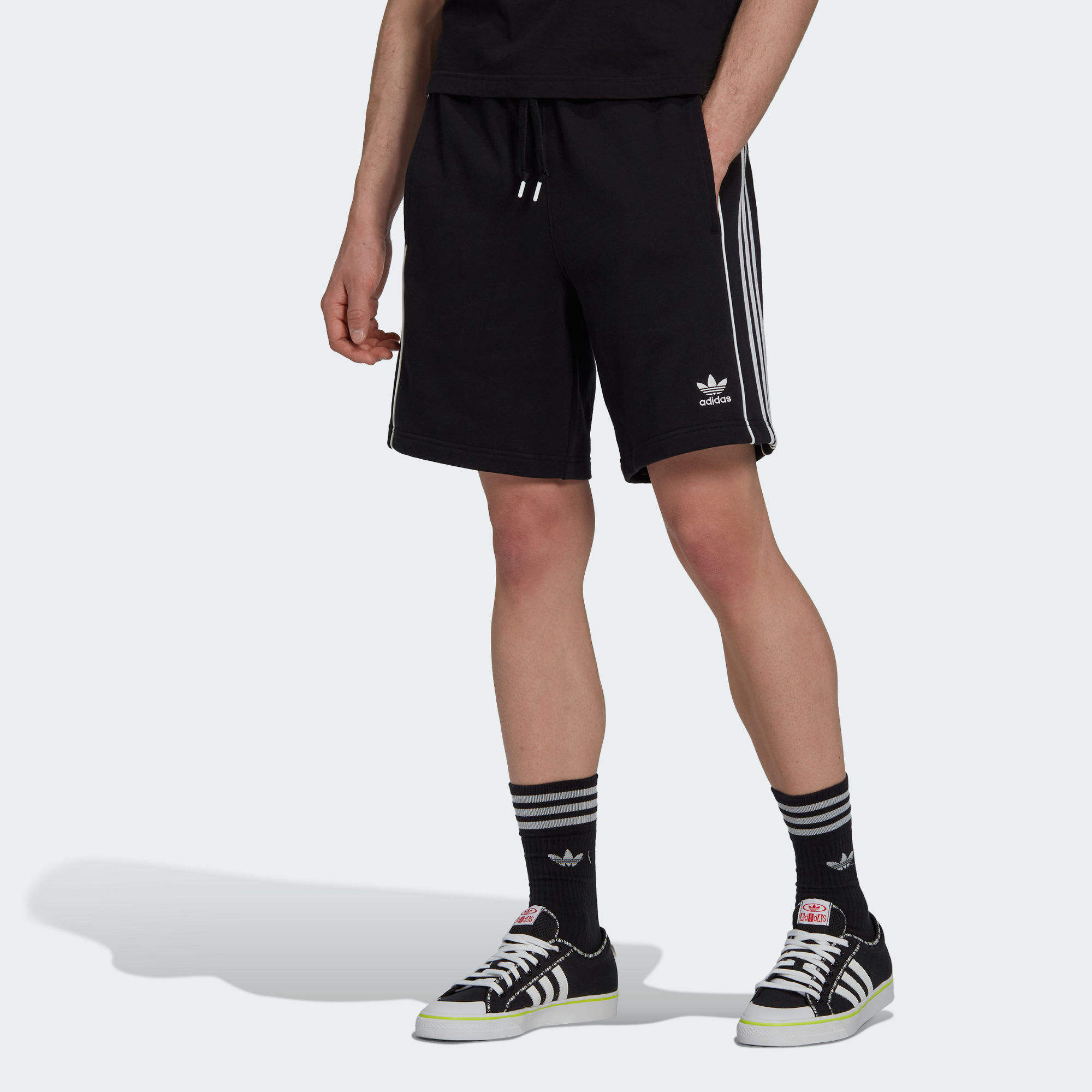 Adidas Originals Sports Shorts Men’s Black Moderate