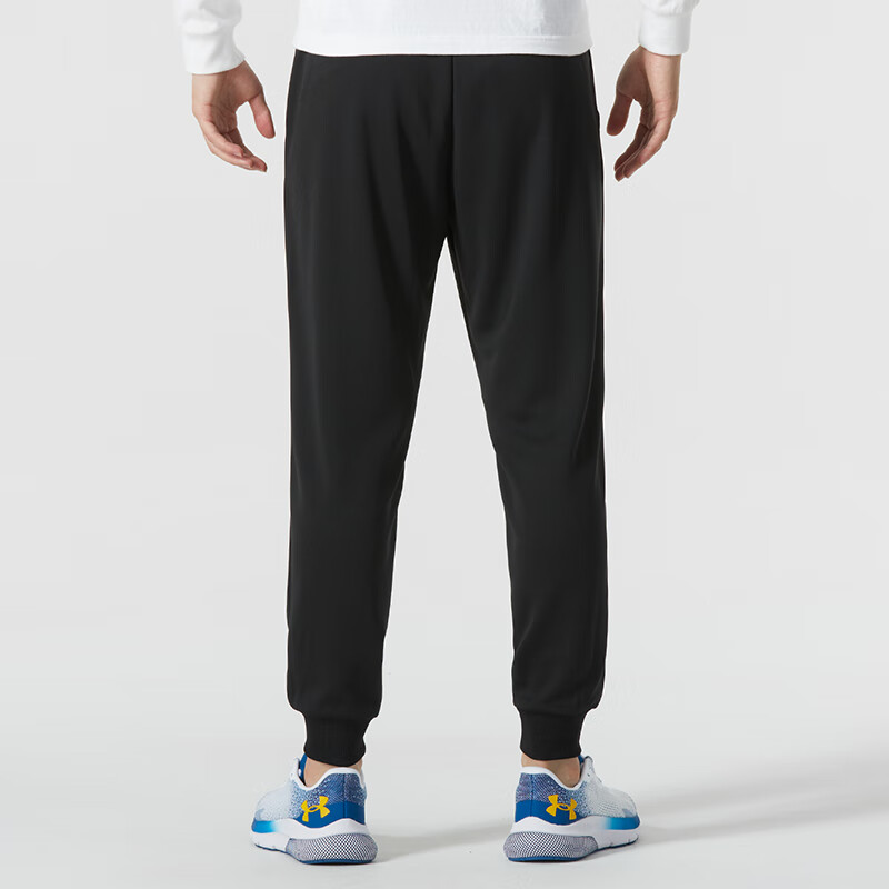 Under Armour Casual Sportswear Men’s Crew Neck Moderate