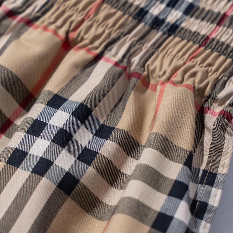 Женские шорты Burberry (бежевые) — фото 7