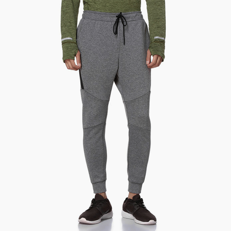 Мужские штаны Nike Sportswear Tech Fleece (светло-серые) — фото 5