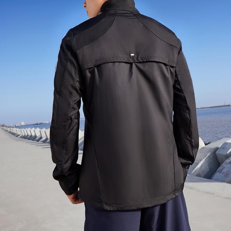 Мужская куртка adidas 3-Stripes Marathon Jkt (черная) — фото 7