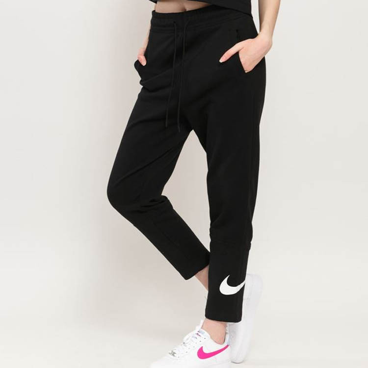 Nike Sports Pants Women’s Black Moderate
