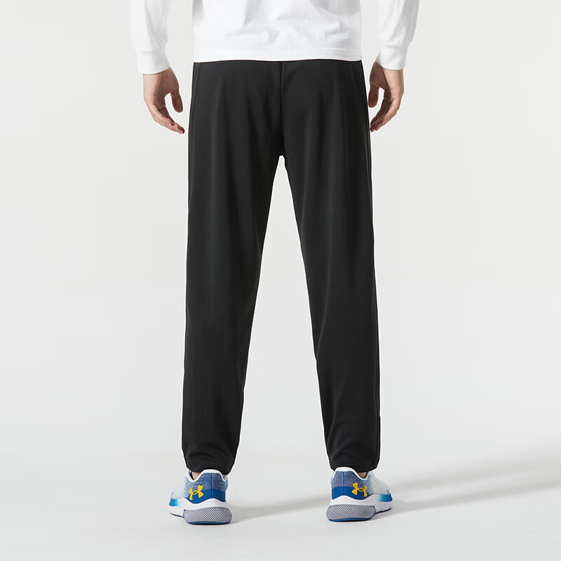 Under Armour Casual Sportswear Men’s Crew Neck Moderate