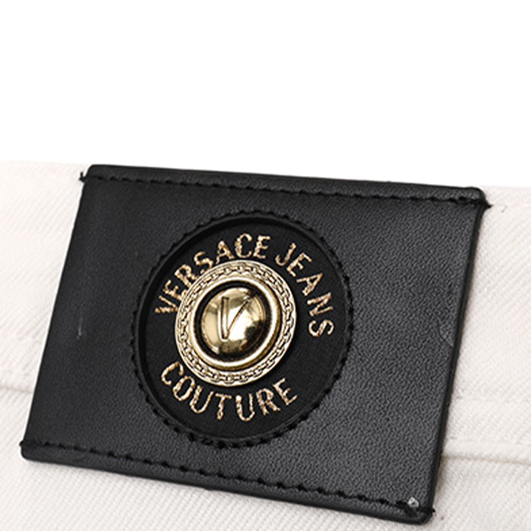 Женские шорты Versace JEANS COUTURE SS24 (белые) — фото 8