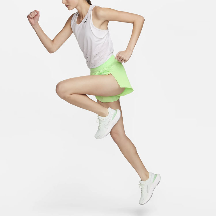 Nike AeroSwift Women’s Dri FIT Adv Mid Rise Brief Lined 3′ Running Shorts
