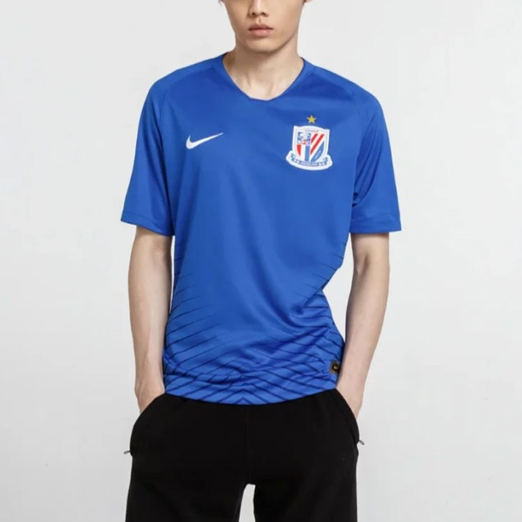 Nike Dri Fit Soccer Jerseys Men’s Blue Moderate Straight Fit