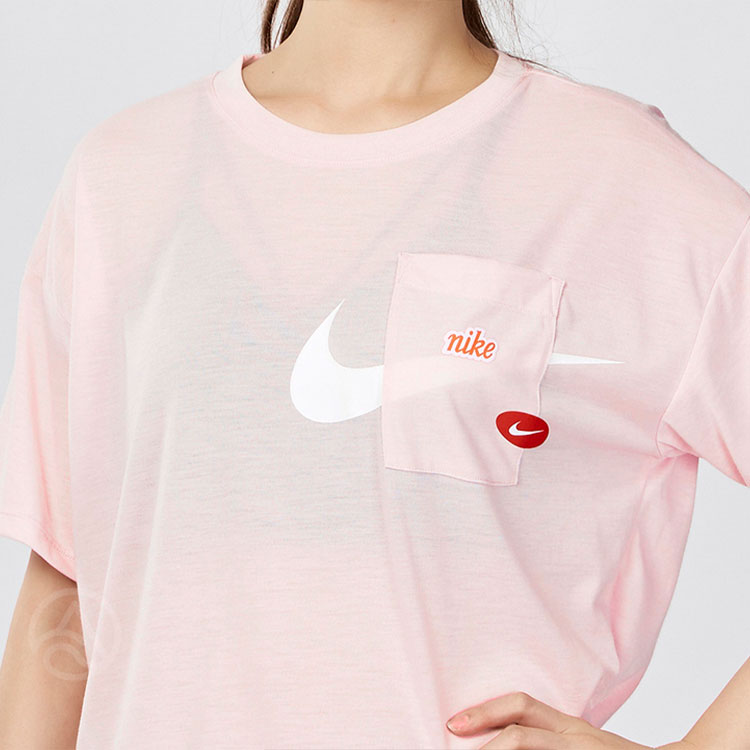 Женская футболка Nike Свободная (розовая) — фото 6