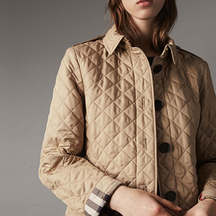 Женская куртка Burberry (картиковая) — фото 6