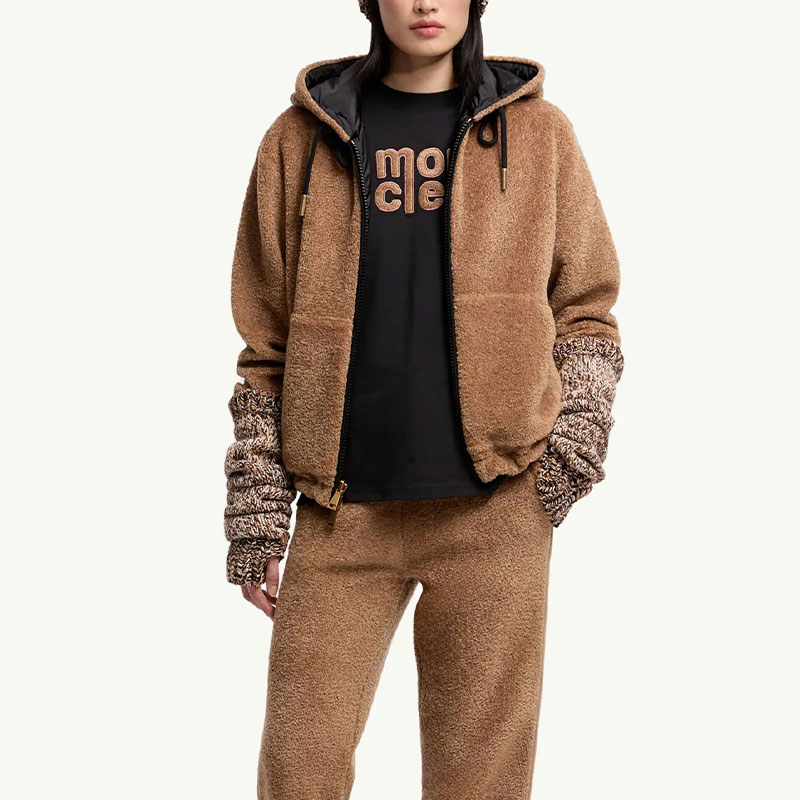 Женская футболка Moncler FW25 T (черная) — фото 2