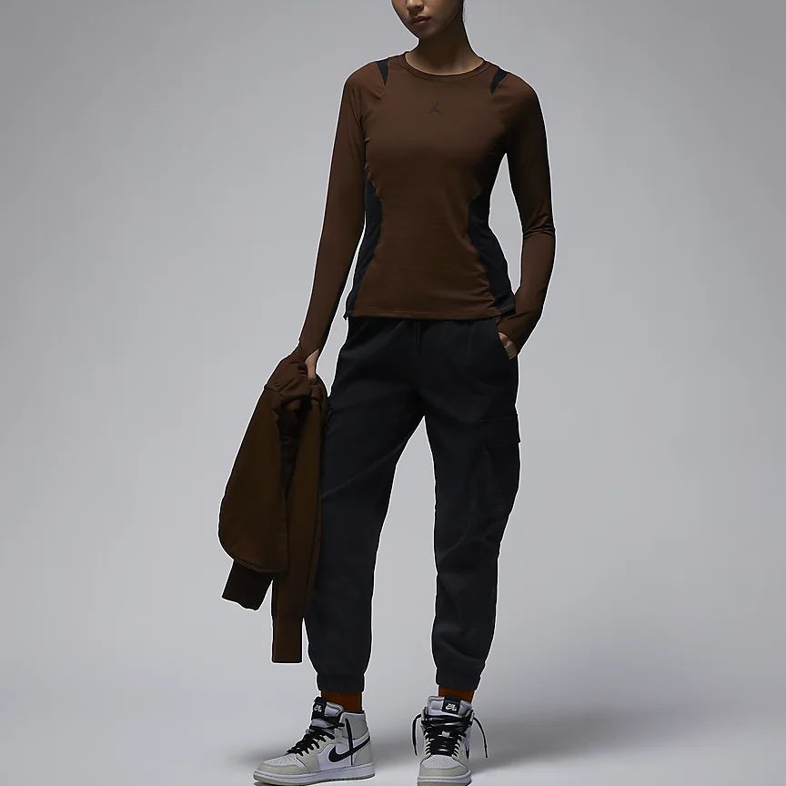 Женская футболка Jordan Sport (какао) — фото 3