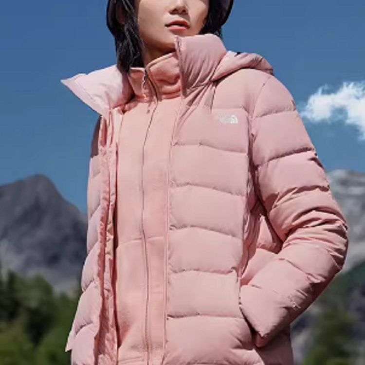 Женский пуховик The North Face Logo550 (розовый) — фото 2