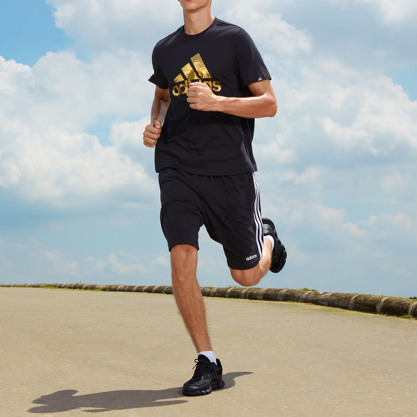 Мужская футболка adidas M Fl Lg T (черная) — фото 6