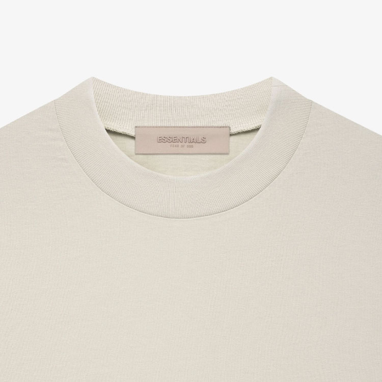 Женская футболка Fear of God Essentials SS22 Tee (бежевая) — фото 3