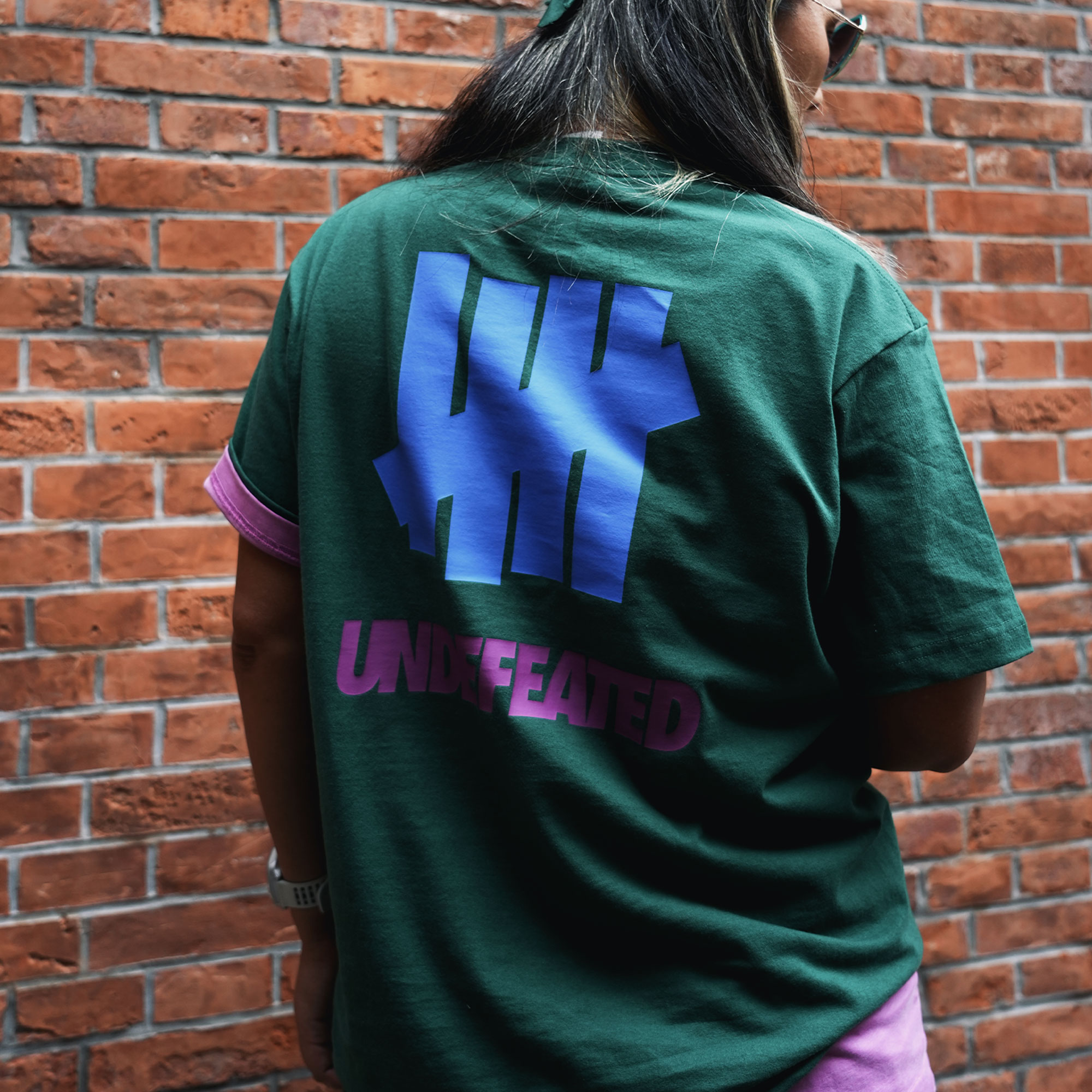 Футболка UNDEFEATED SS26 LogoT (белая) — фото 5