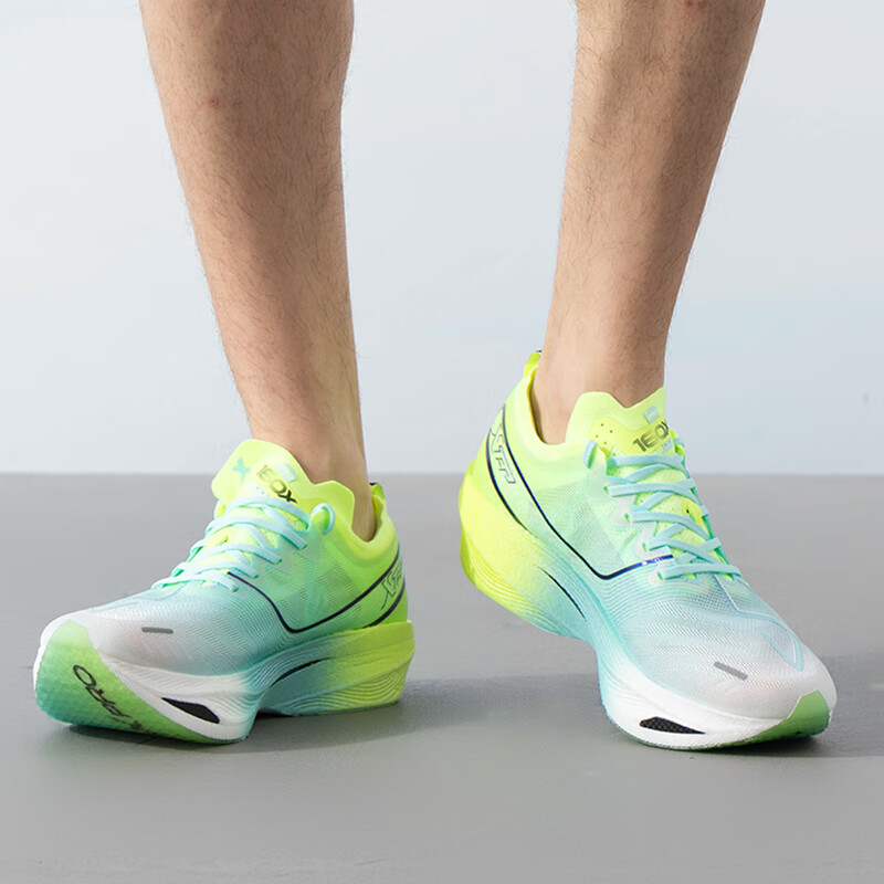 XTEP 160X 5.0 PRO Slip Resistant Abrasion Resistant Low top Running Shoes Men’s Blue Green