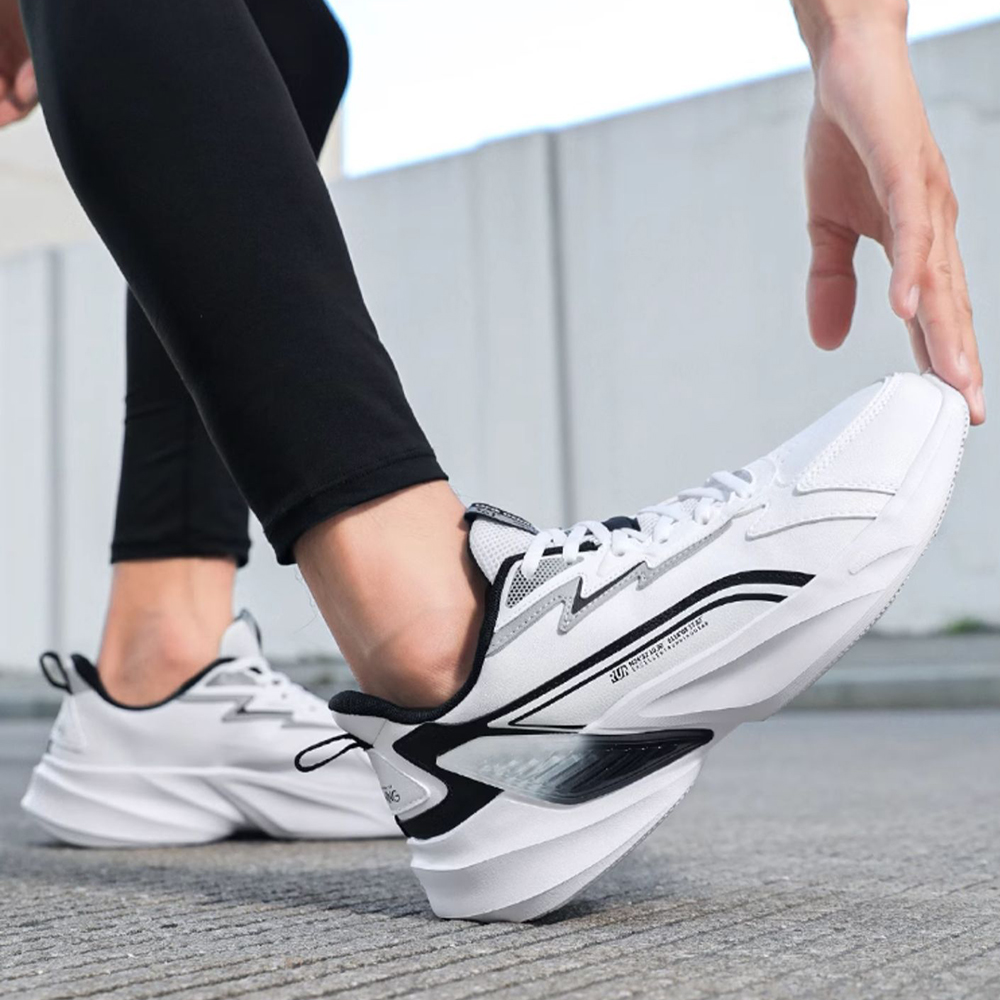 361° Slip Resistant Abrasion Resistant Low top Running Shoes Men’s White Black