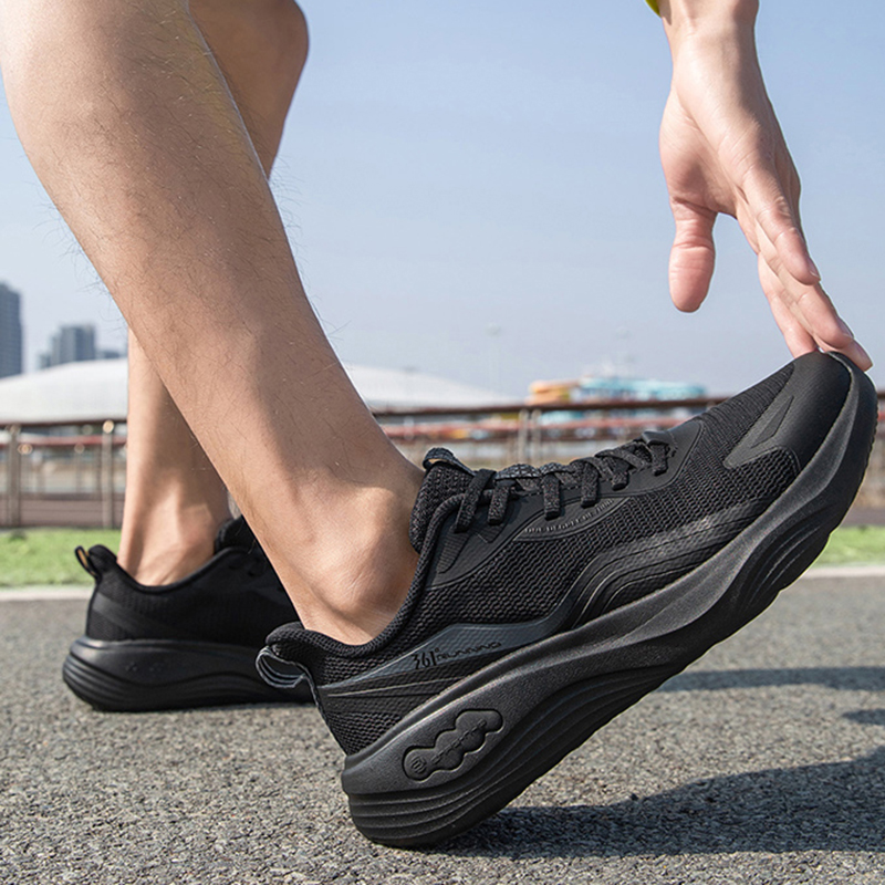 361° Abrasion Resistant, Lightweight, And Breathable Low top Sprint Running Shoes Men’s Black
