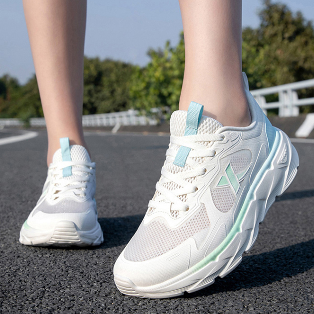 XTEP Cushioning Breathable Rebound Low top Casual Running Shoes Women’s White Blue