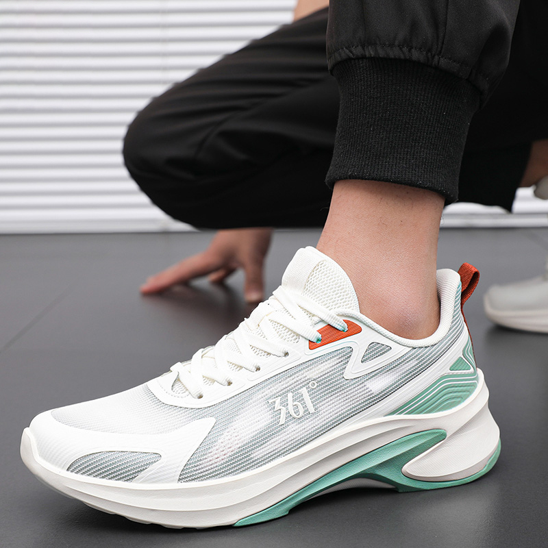 361° Slip Resistant And Breathable Low top Sprint Casual Running Shoes Men’s White Green