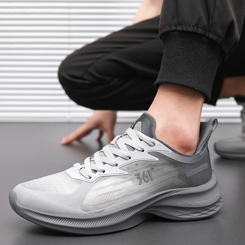 361° ZhuiFeng Slip Resistant, Abrasion Resistant, Breathable Low top Sprint Running Shoes Men’s Cyclic Obsidian Black