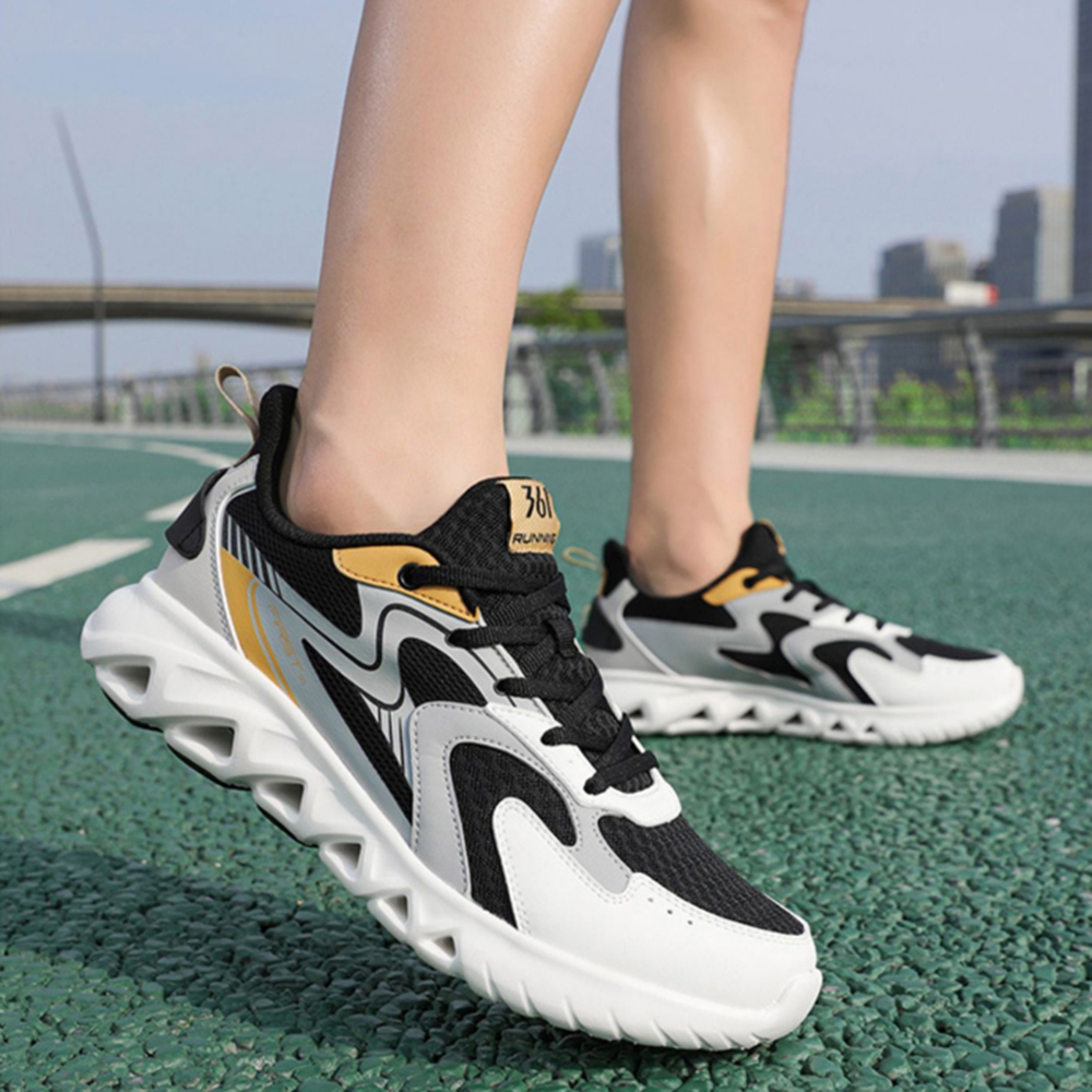 361° Breathable And Lightweight Low top Casual Running Shoes Men’s Black Gray