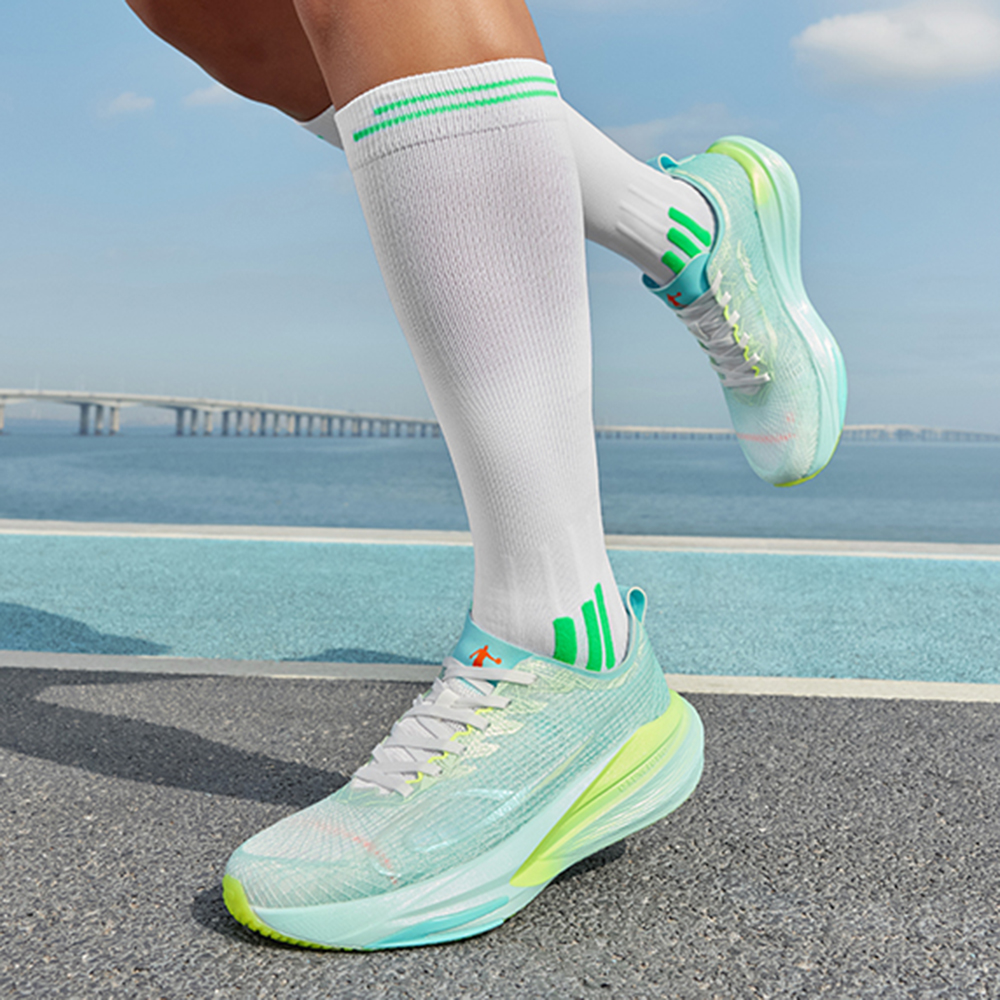 QIAODAN Cushioning Breathable Low top Physical Fitness Test & Exam Racing Running Shoes Men’s Cyan