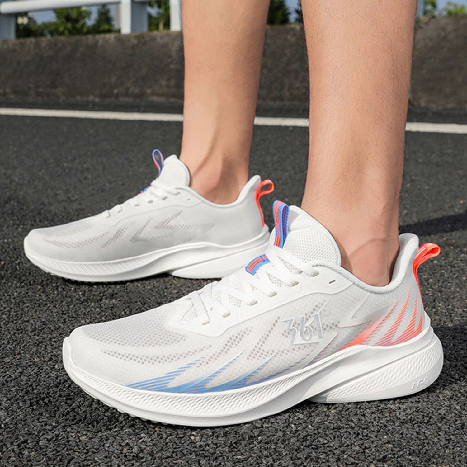 361° Abrasion Resistant Breathable Low top City Commuting Running Shoes Men’s White Red Blue
