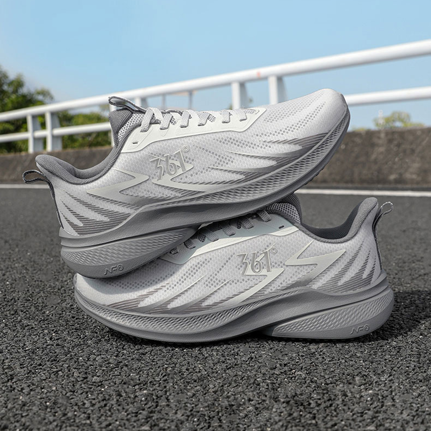 361° Abrasion Resistant Breathable Low top City Commuting Running Shoes Men’s Gray
