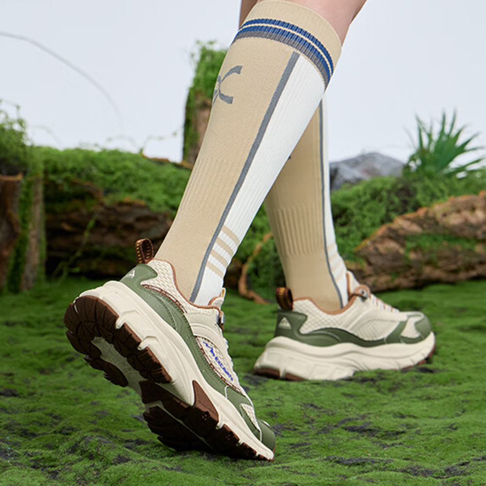 QIAODAN Cushioning Breathable Low top Outdoor Shoes Women’s Beige Green