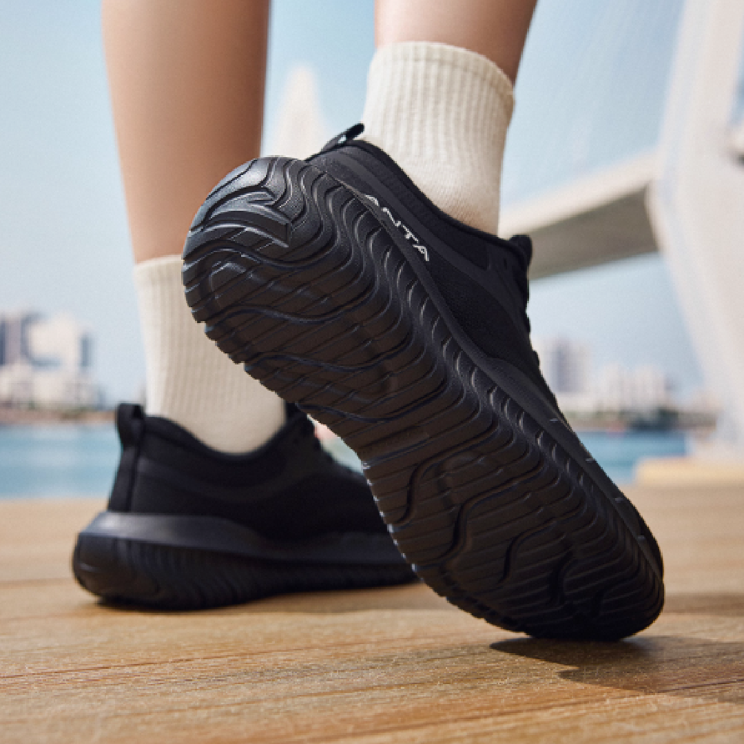 Anta Abrasion Resistant Lightweight Low top Casual Running Shoes Women’s Basic Black