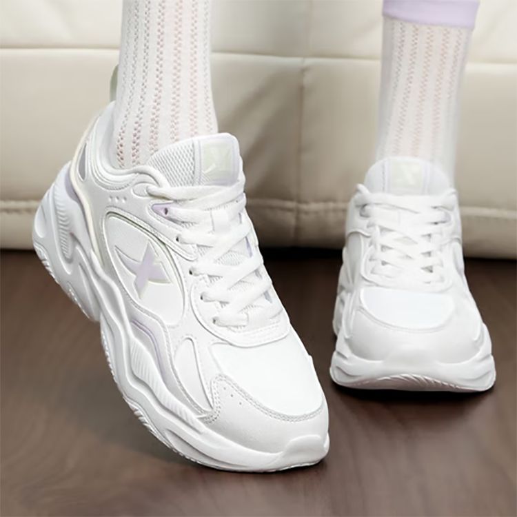 XTEP Cushioning Abrasion Resistant Cushioning, Wear Resistant Low top Casual Running Shoes Women’s
