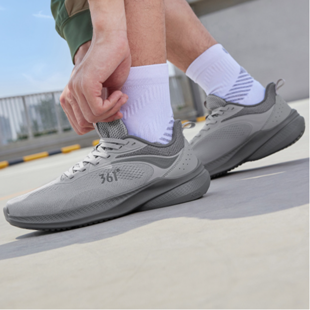 361° Slip Resistant, Abrasion Resistant, Breathable Low top Sprint Running Shoes Men’s Gray