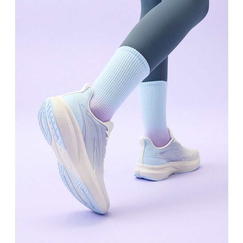 Anta Cloud Trail Comfortable And Trendy Cushioning Slip Resistant Coverage Cushioning Slip Resistant Coverage Low top