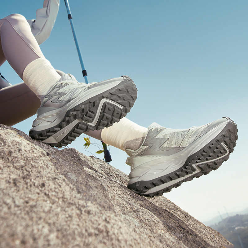 361° Slip Resistant Coverage Abrasion Resistant Slip Resistant Coverage Abrasion Resistant Low top Trail Running