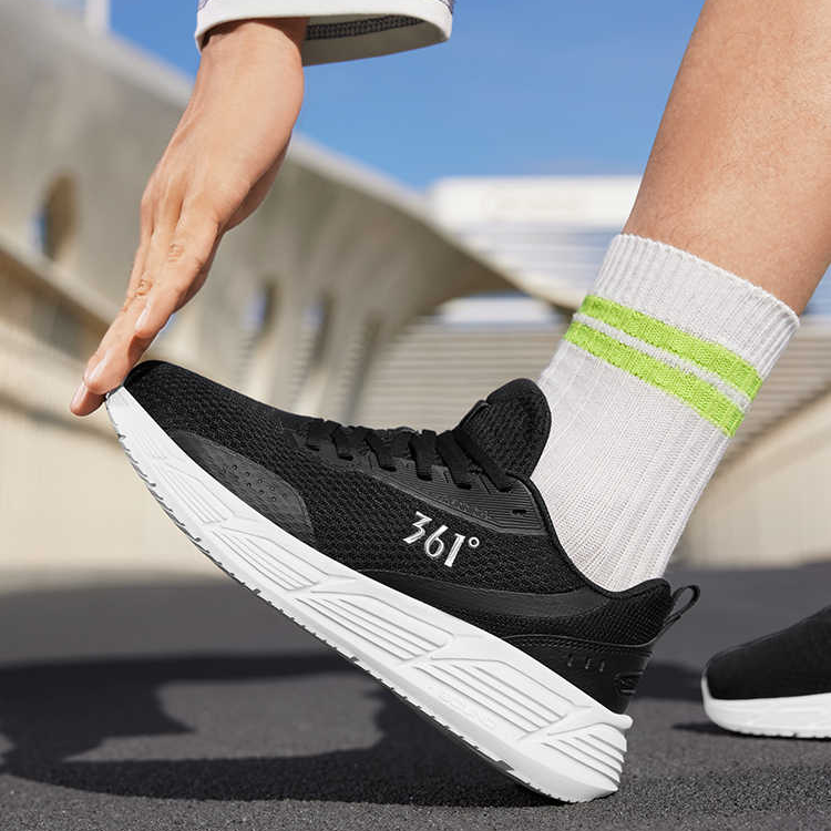 361° Slip Resistant Abrasion Resistant Low top Casual Running Shoes Men’s Black White