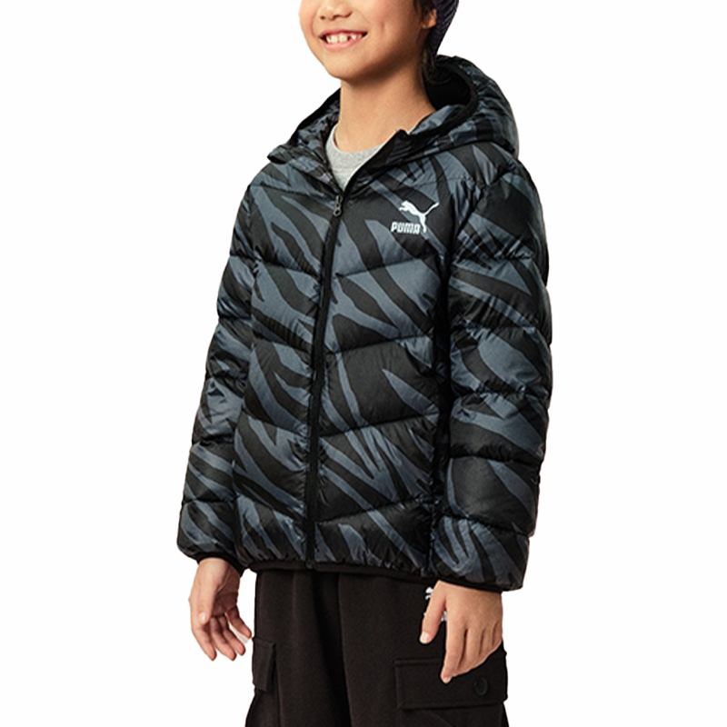 Куртка PUMA SportstyleLight DOWN JACKET logo (черная с принтом) — фото 3