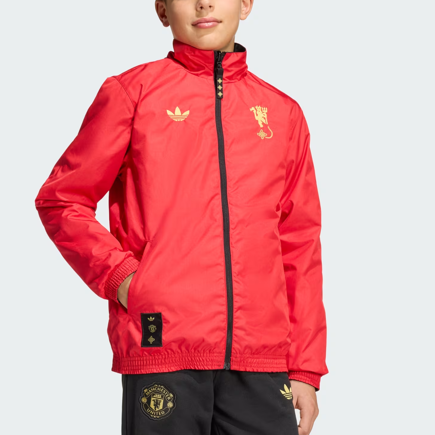 Детская куртка adidas Manchester United (красно-черная) — фото 5
