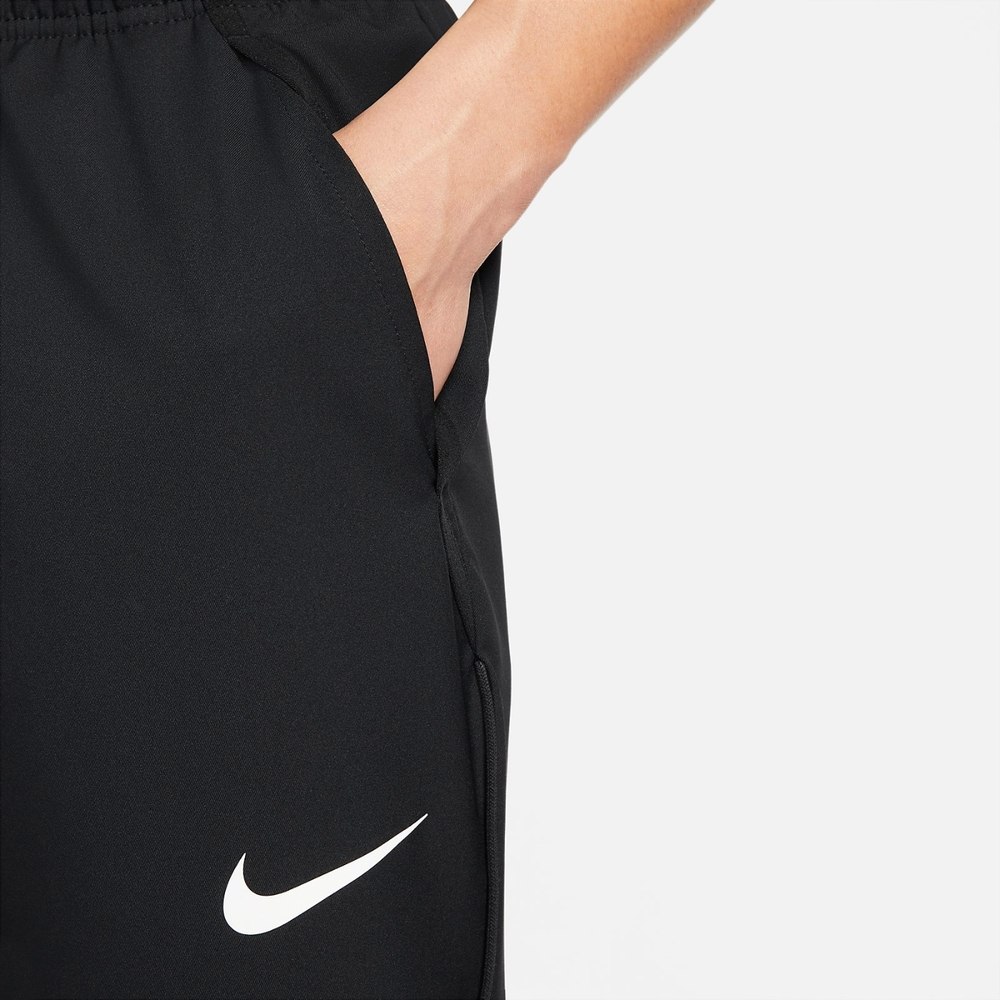 Nike Casual Sportswear Men’s White+Black Crew Neck Moderate