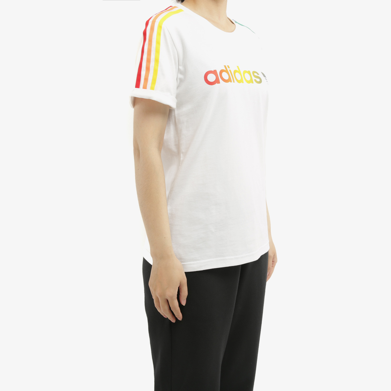 Женская футболка adidas (белая) — фото 3
