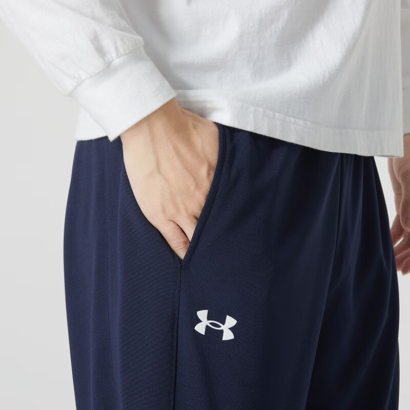 Under Armour Casual Sportswear Men’s Crew Neck Moderate