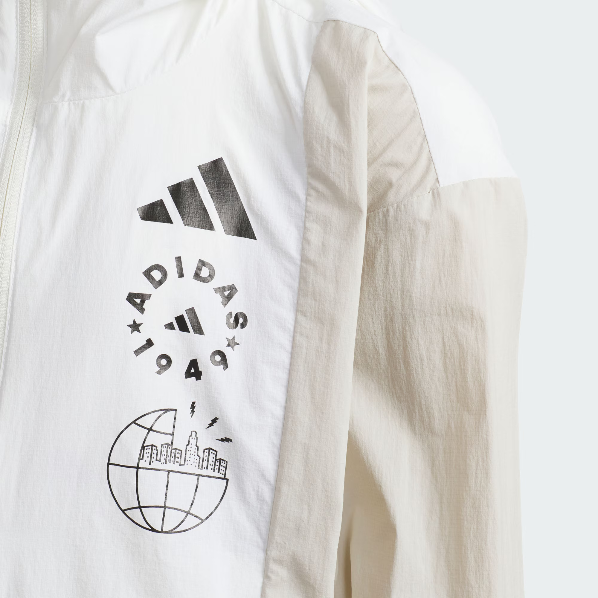 Куртка adidas Lightweight Woven (бело-черная) — фото 3