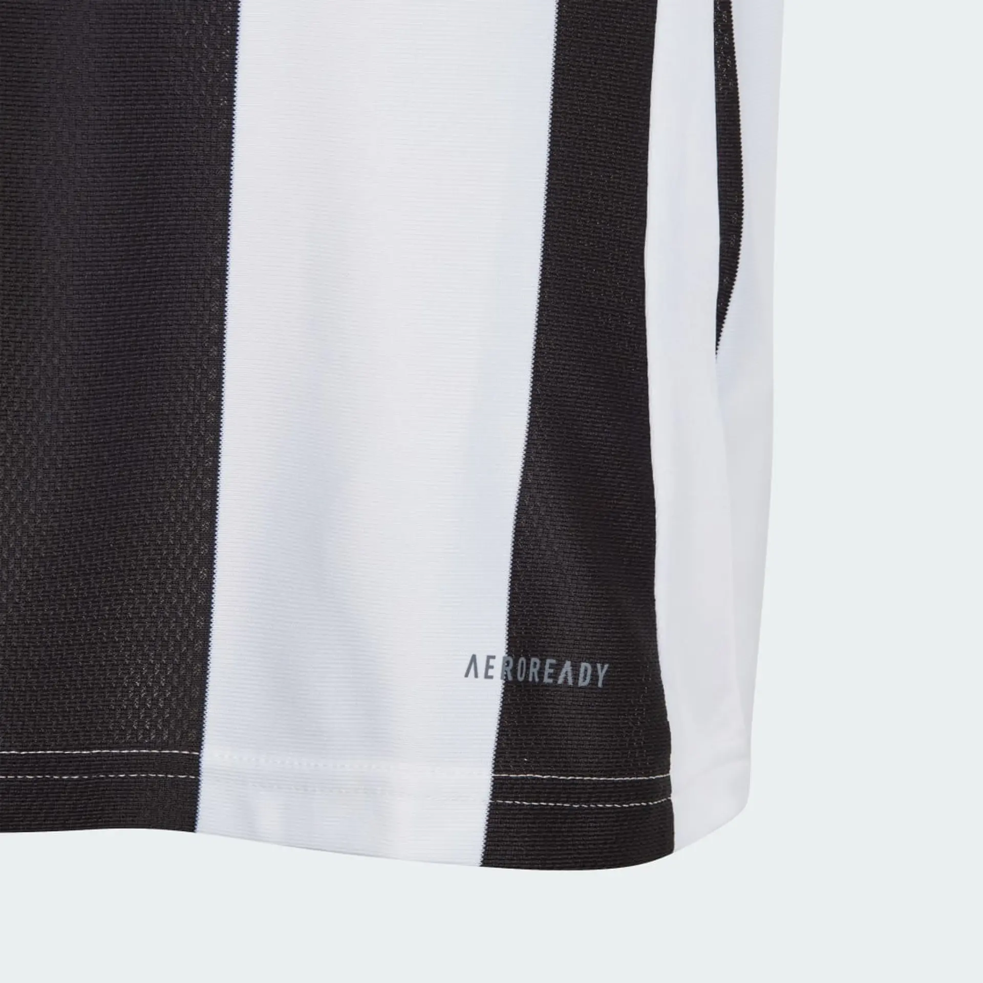 Мужская футболка adidas adidasT / (бело-черная) — фото 4