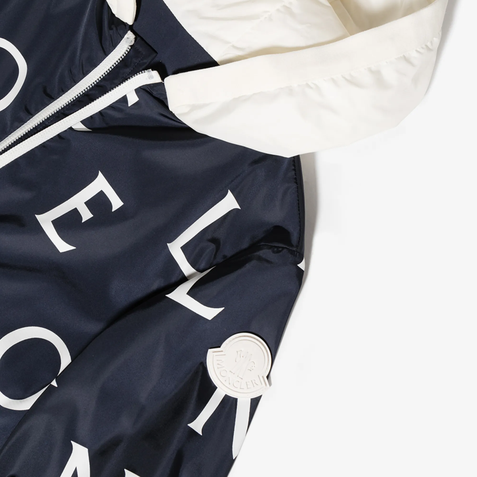 Мужская куртка Moncler Logo (черная) — фото 4