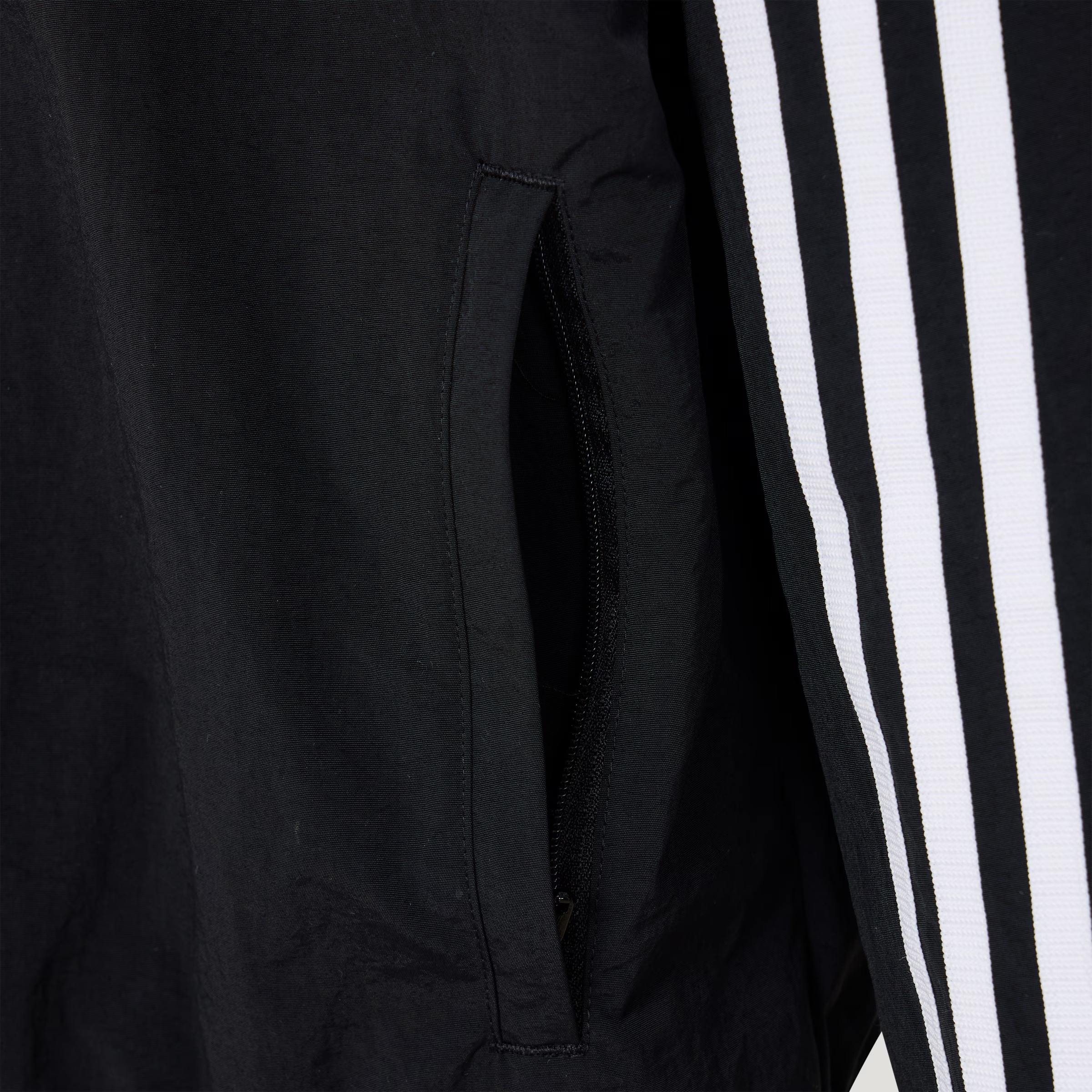 Детская куртка adidas originals WOVEN JACKET (черно-белая) — фото 5
