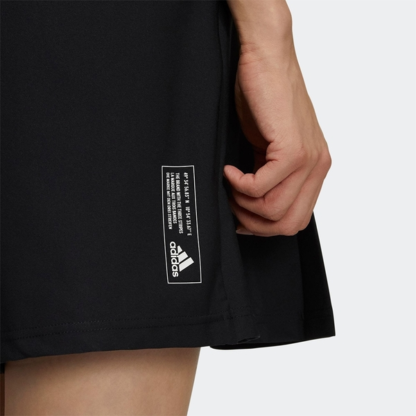 Женские шорты adidas Tech Shorts Wv (черный) — фото 5