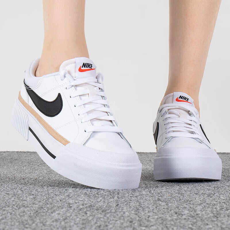 Nike Court Legacy Lift